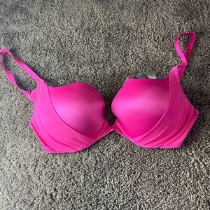 Victoria’s Secret bra
